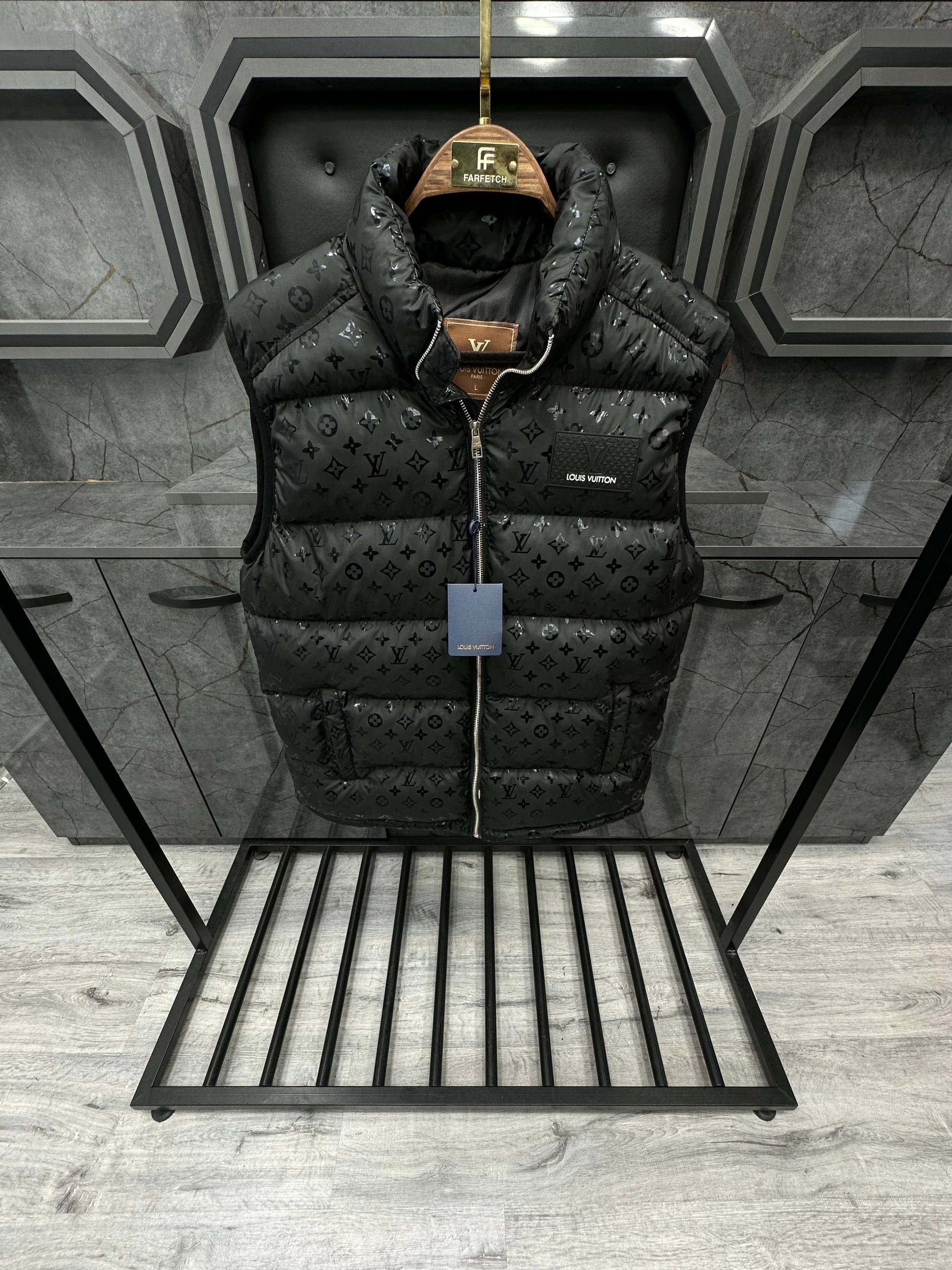 Louis Vuitton Αμάνικο - LV097