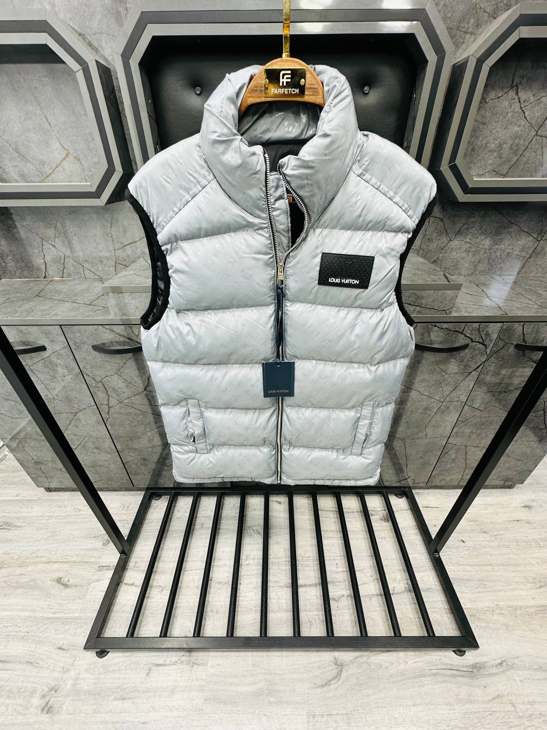 Louis Vuitton Αμάνικο - LV096